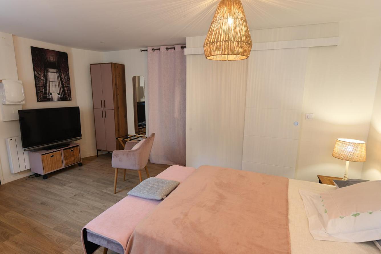 Suran - 2 Pers-Wifi-Confort Oyonnax Exteriör bild